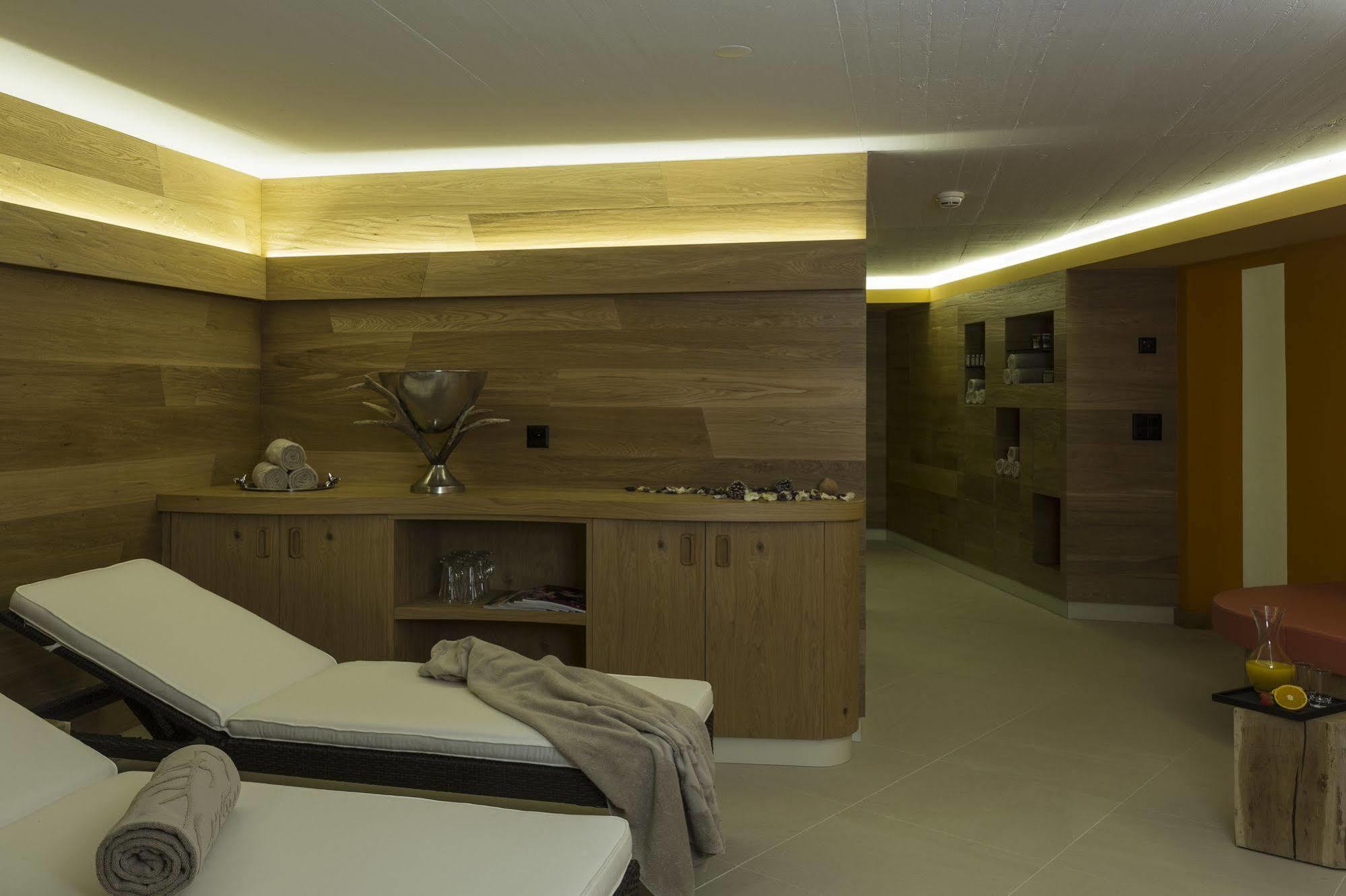 Hotel Cervo Sils Maria Εξωτερικό φωτογραφία